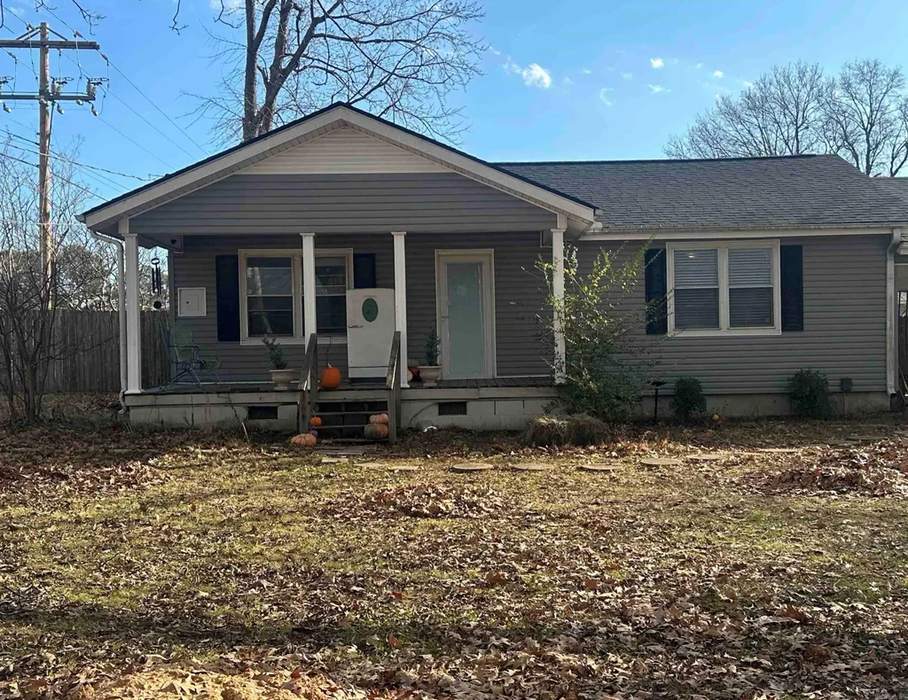 97 S Oak Street, Brookland