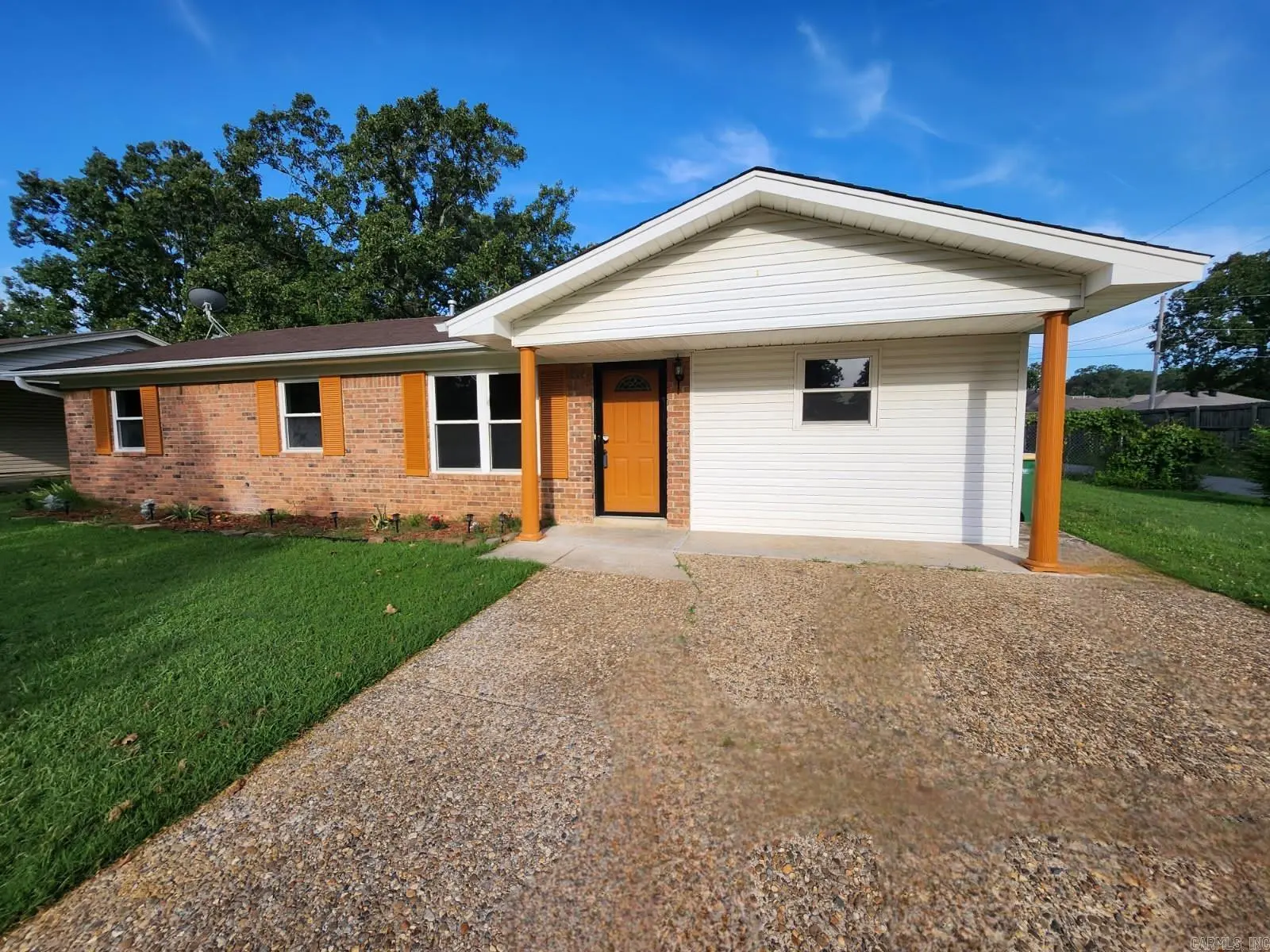 8921 Claremont Avenue, Sherwood