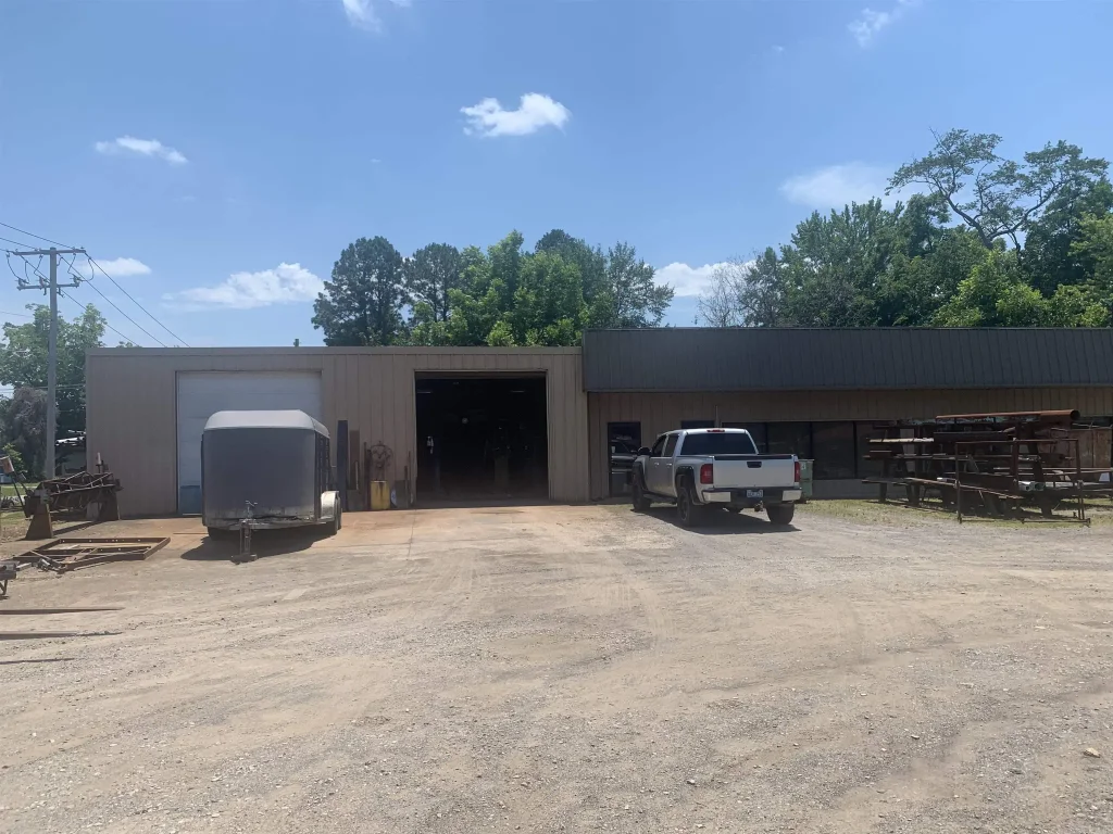 1301 W Pleasure, Searcy