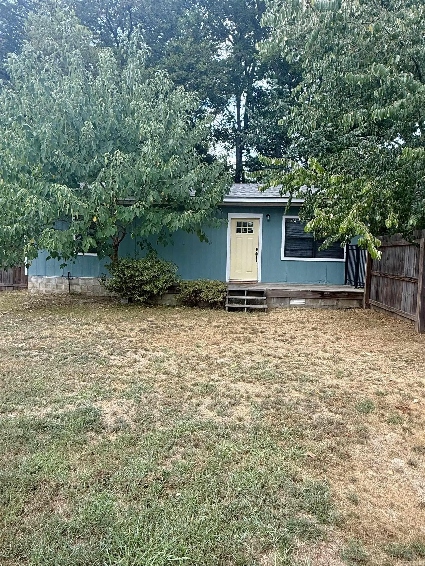 811 B Street, Perryville