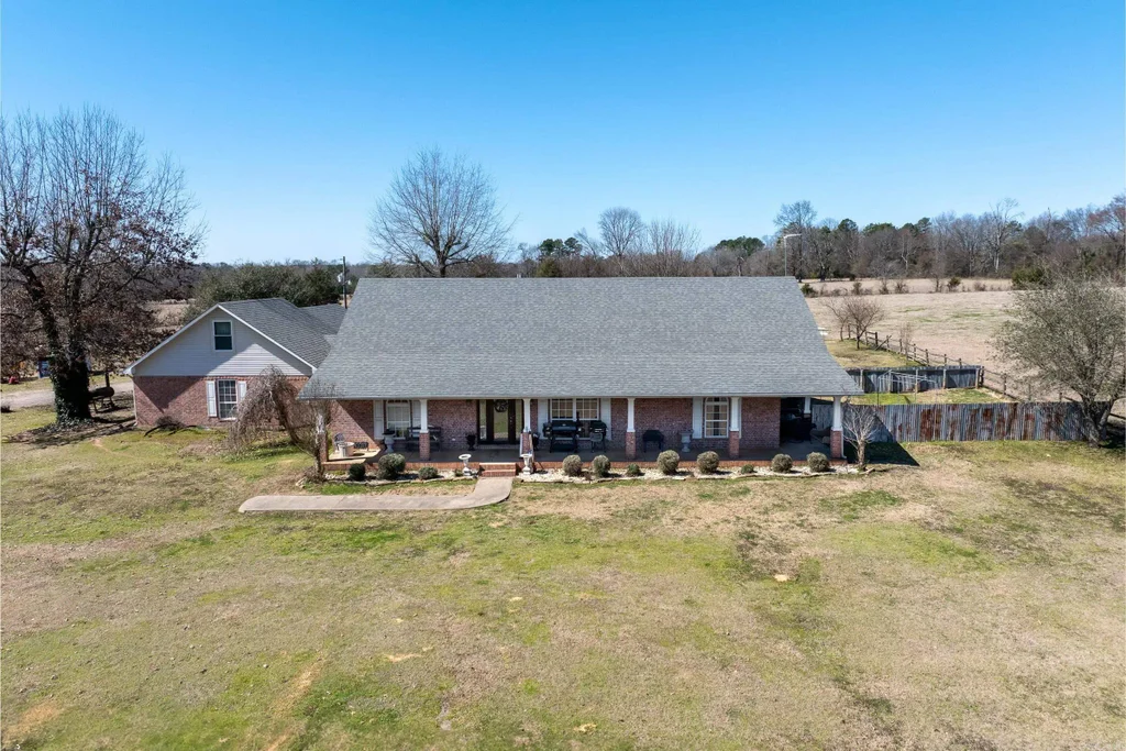 430 Corbell Loop, Lockesburg