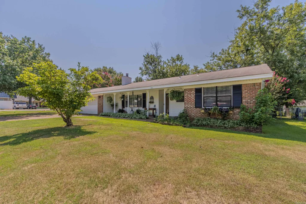 201 Jennifer Street, Jonesboro