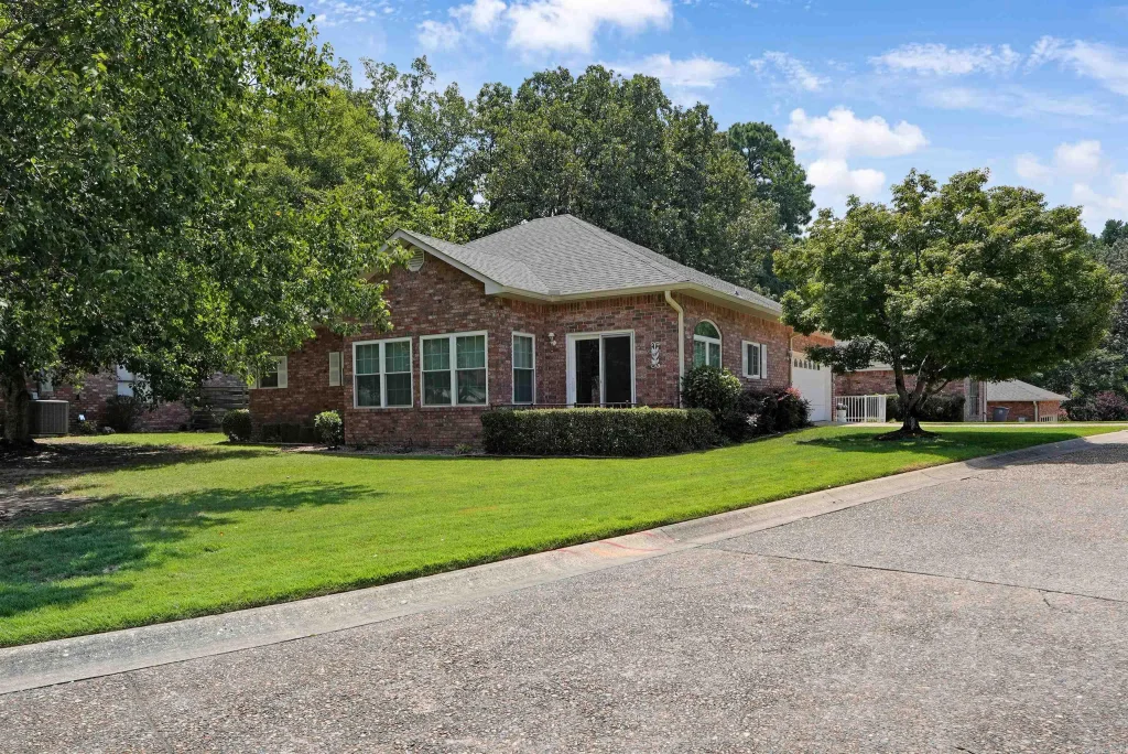 104 Creekview Lane, Hot Springs