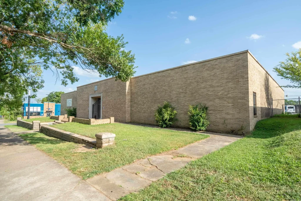 311 W Grand Ave, Hot Springs