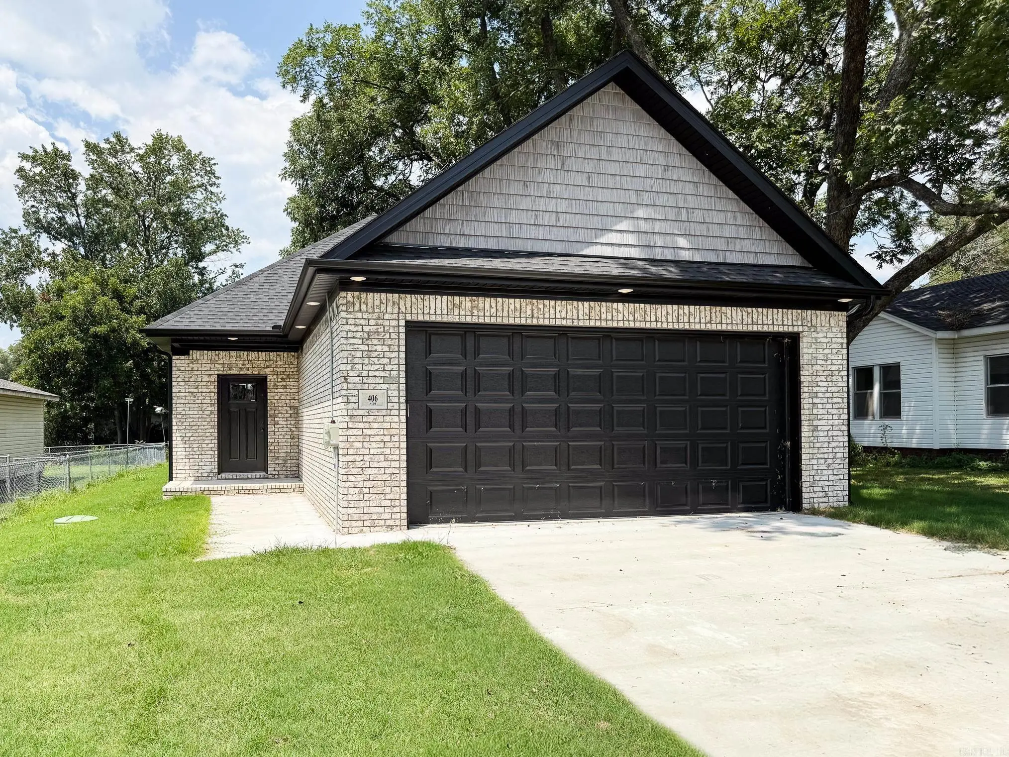 406 N 3rd Street, Cabot