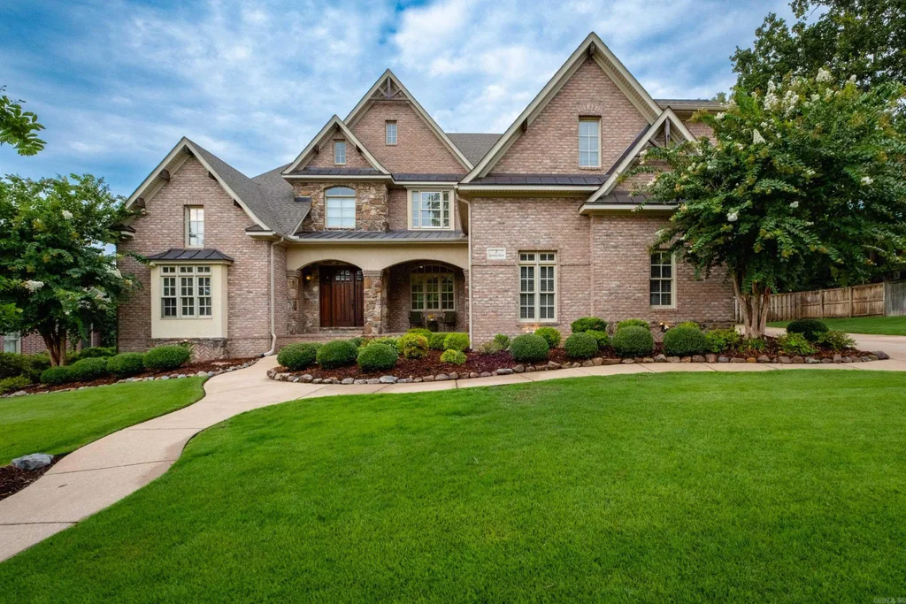 7 Germay Ct, Little Rock