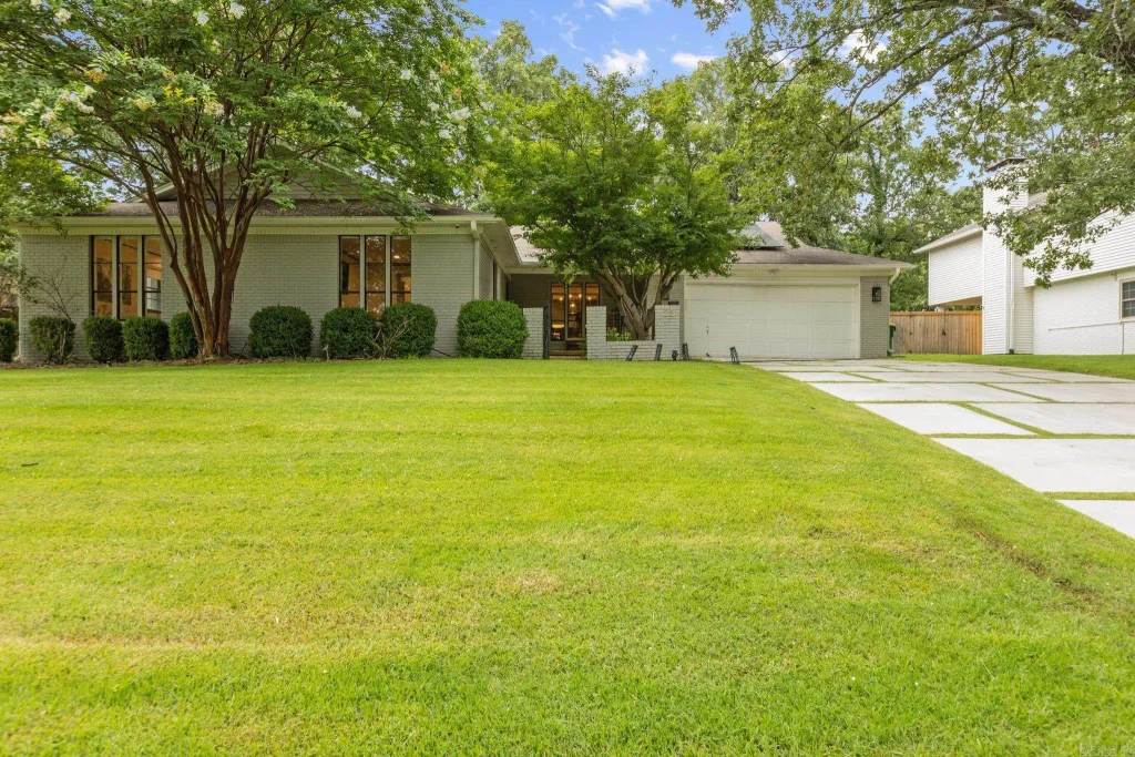 22 Hayfield Road, Little Rock