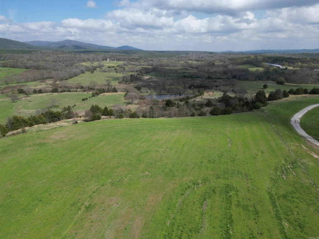 Tbd. 70 Acres Polk Road 85, Mena