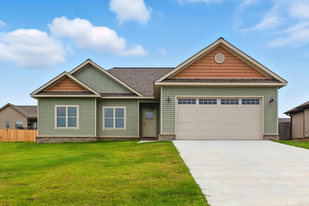 252 Spring Road, Hensley