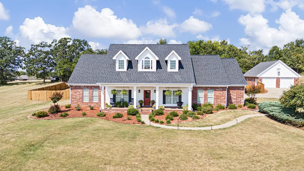 27 Woodridge Drive, Greenbrier