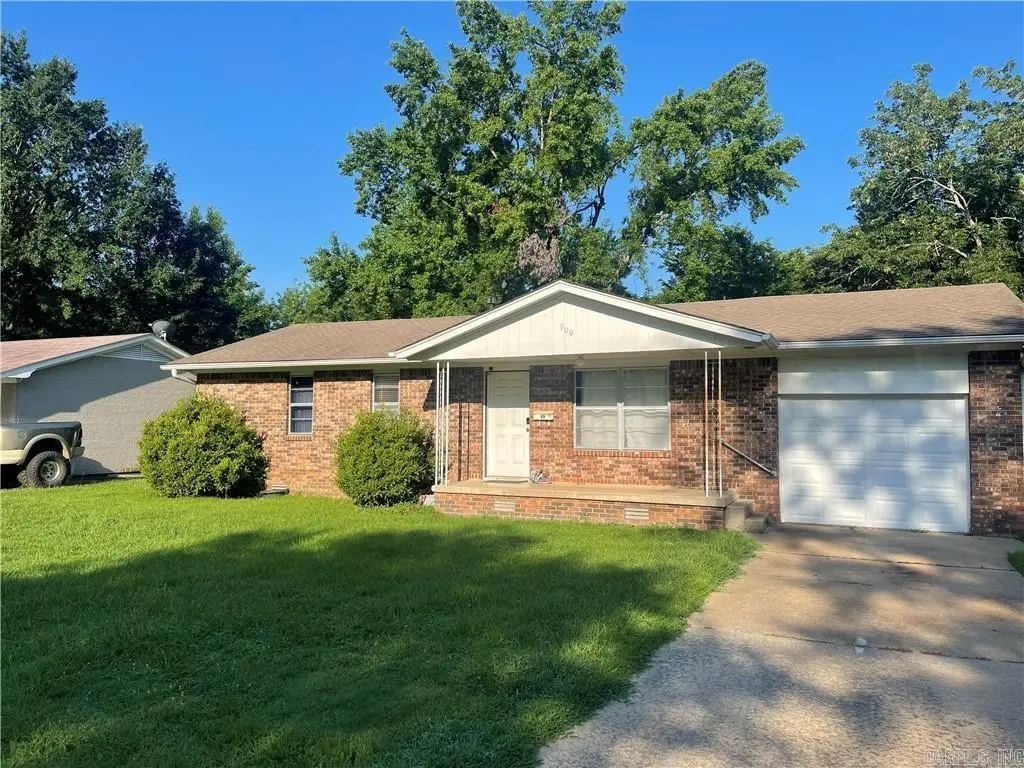 900 Olive Street, Clarksville