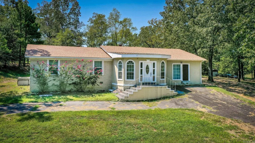 111 Rolling Acres Drive, Pearcy