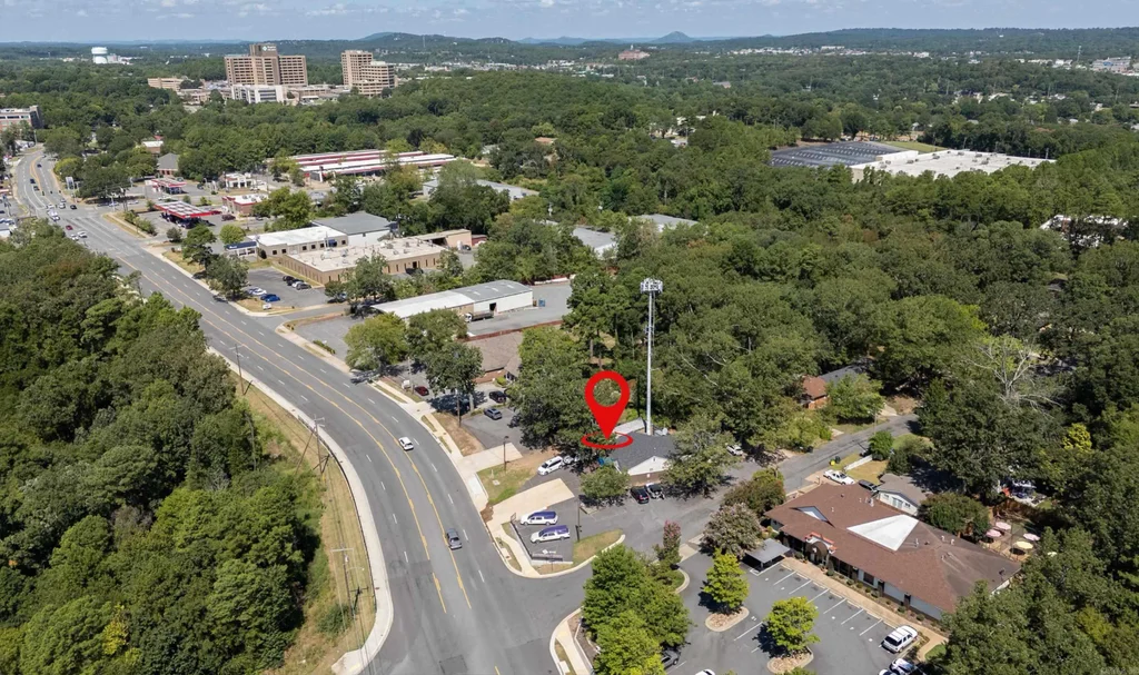 8424 Kanis Road, Little Rock