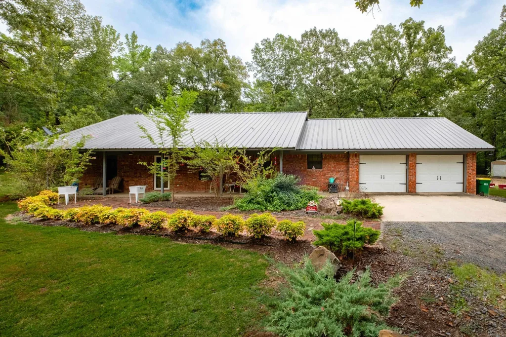 20201 Running Creek Dr, Little Rock