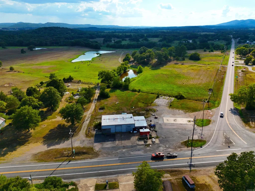 3675 W Highway 270, Pencil Bluff