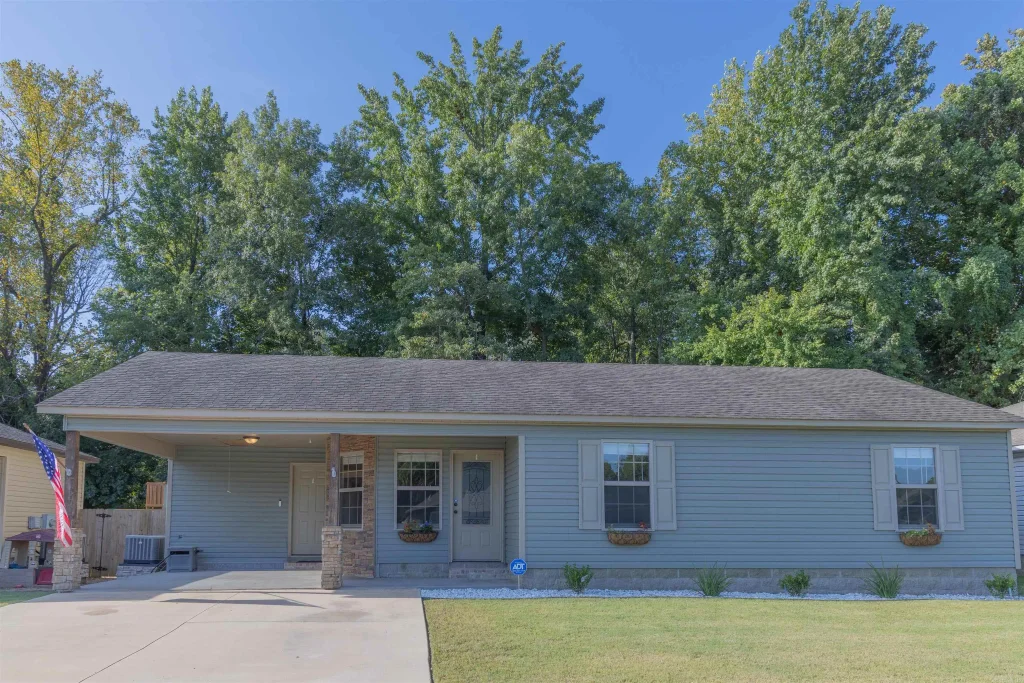 602 Elizabeth Drive, Paragould