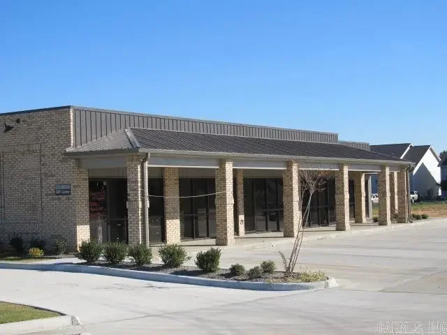 3800 S Caraway Suite 17, Jonesboro