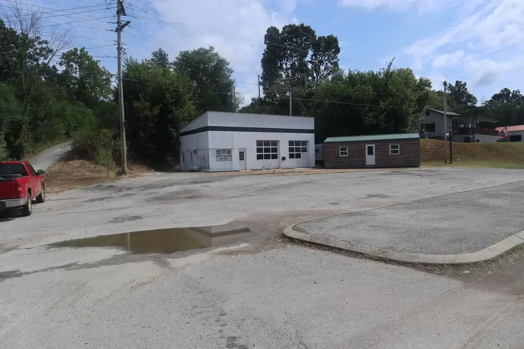 118 Hwy 62/412 E, Salem