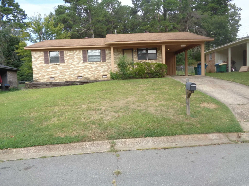 1408 Twin Lakes Drive, Little Rock