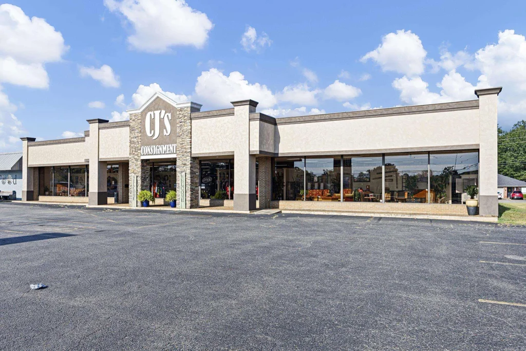 900 S Arkansas Ave Avenue, Russellville