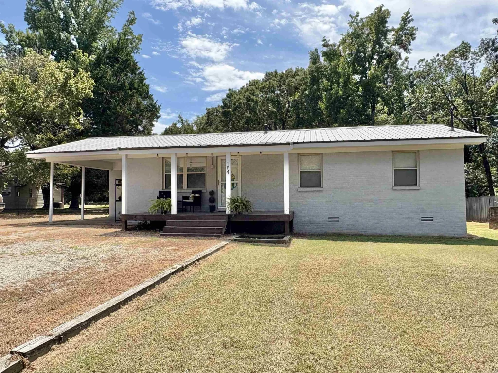 184 County Road 362, Bono