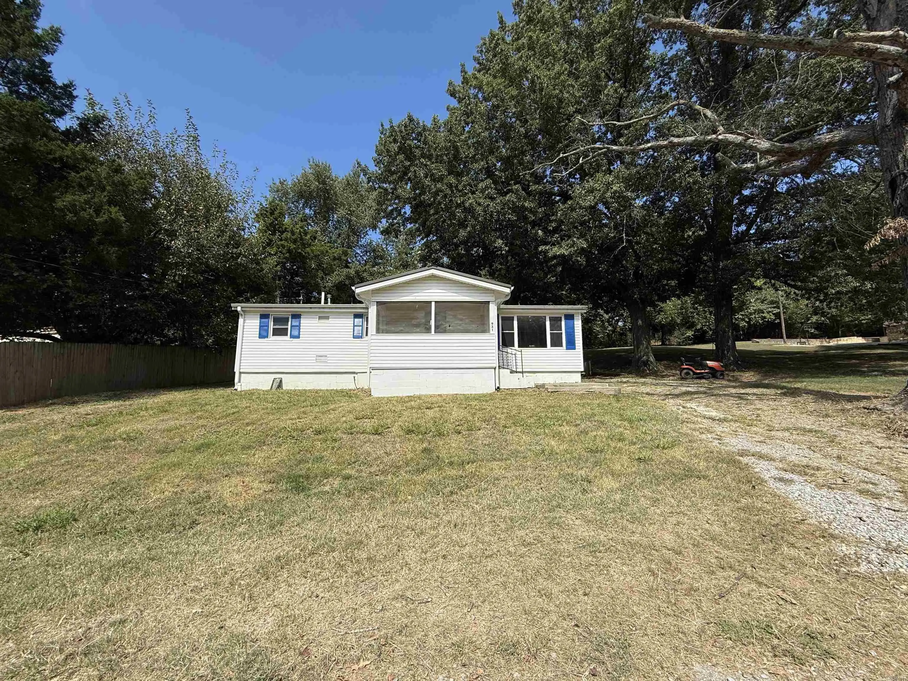 931 Madison Avenue, Piggott