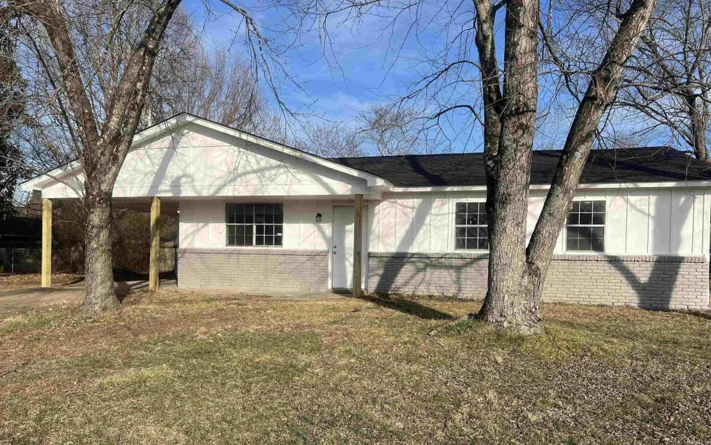 9605 Wilderness Road, Little Rock