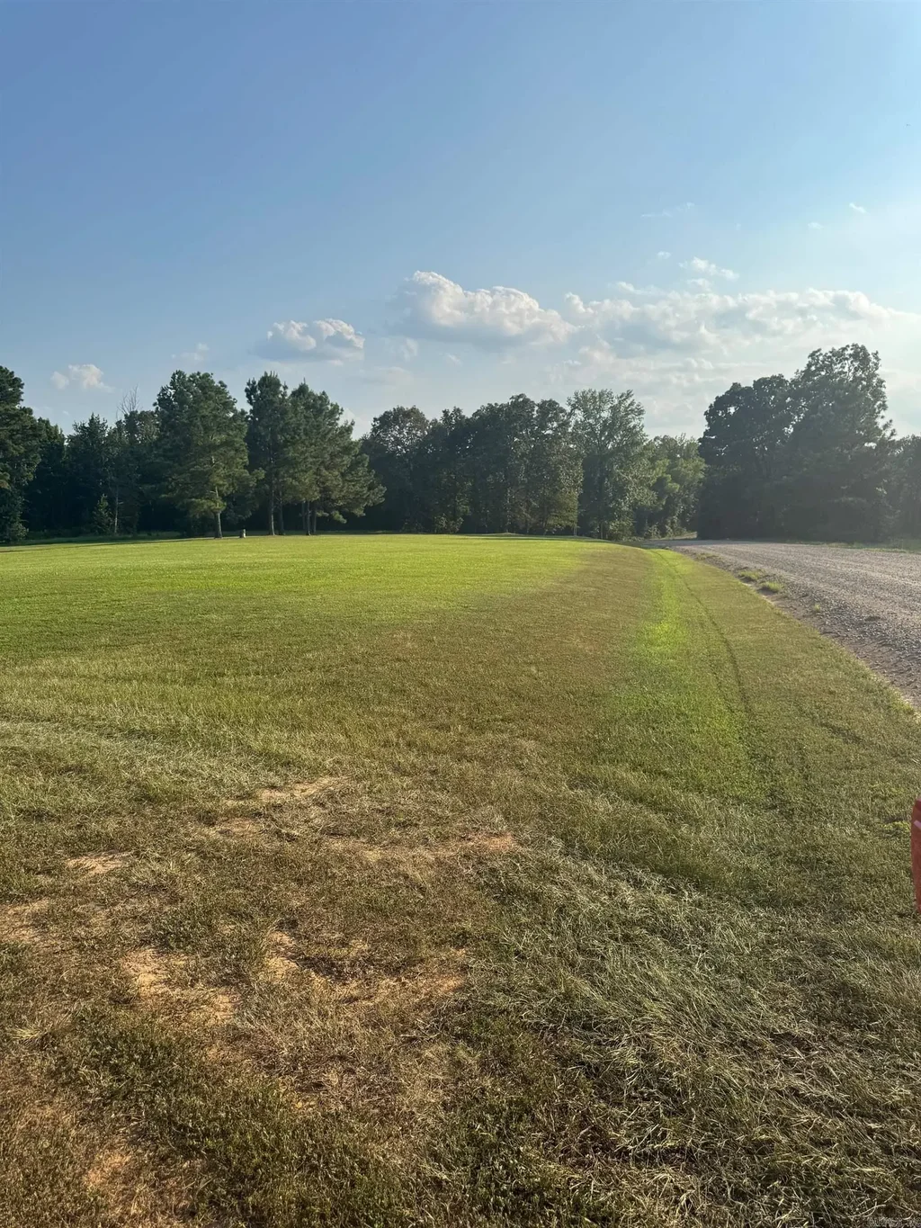 000 Cr 3190, Clarksville