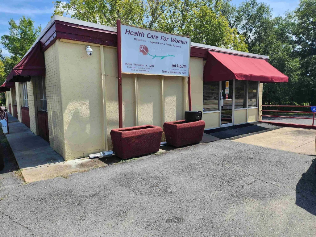 1601 S University, Little Rock