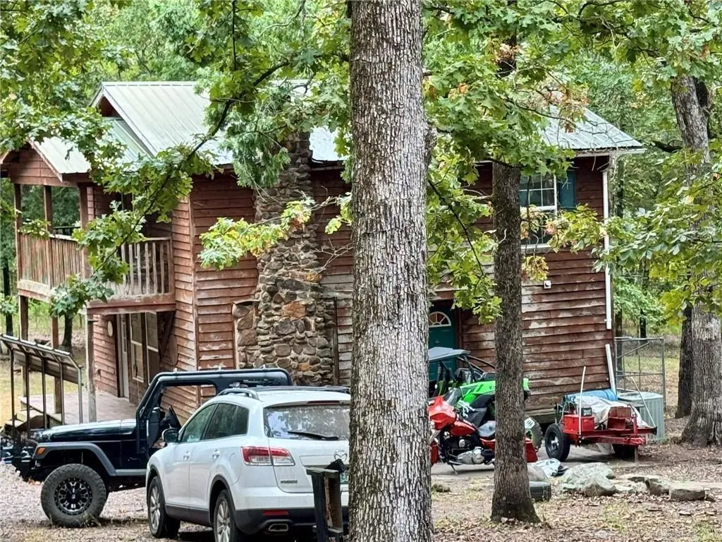 2166 County Road 3091, Clarksville