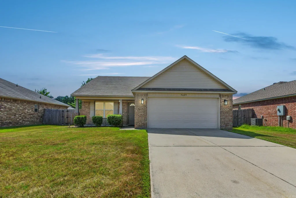 5625 Pin Oak Ln, Sherwood