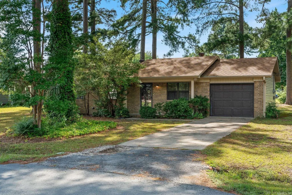 909 Reynolds Drive, Sheridan