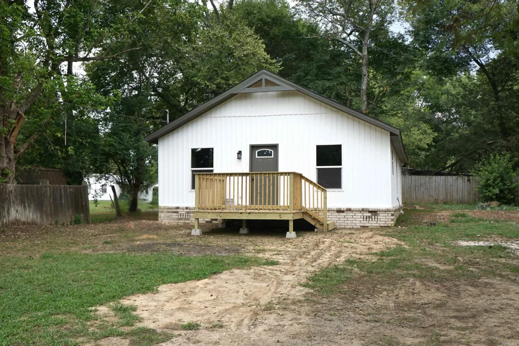 203 E Church Street, Plumerville