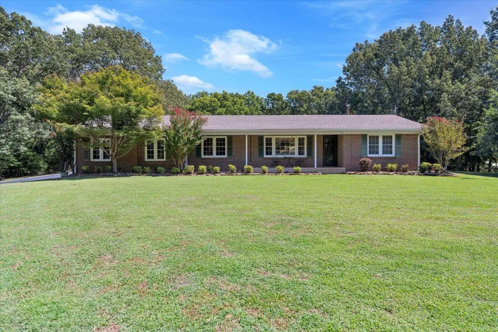 2572 Highway 349, Jonesboro