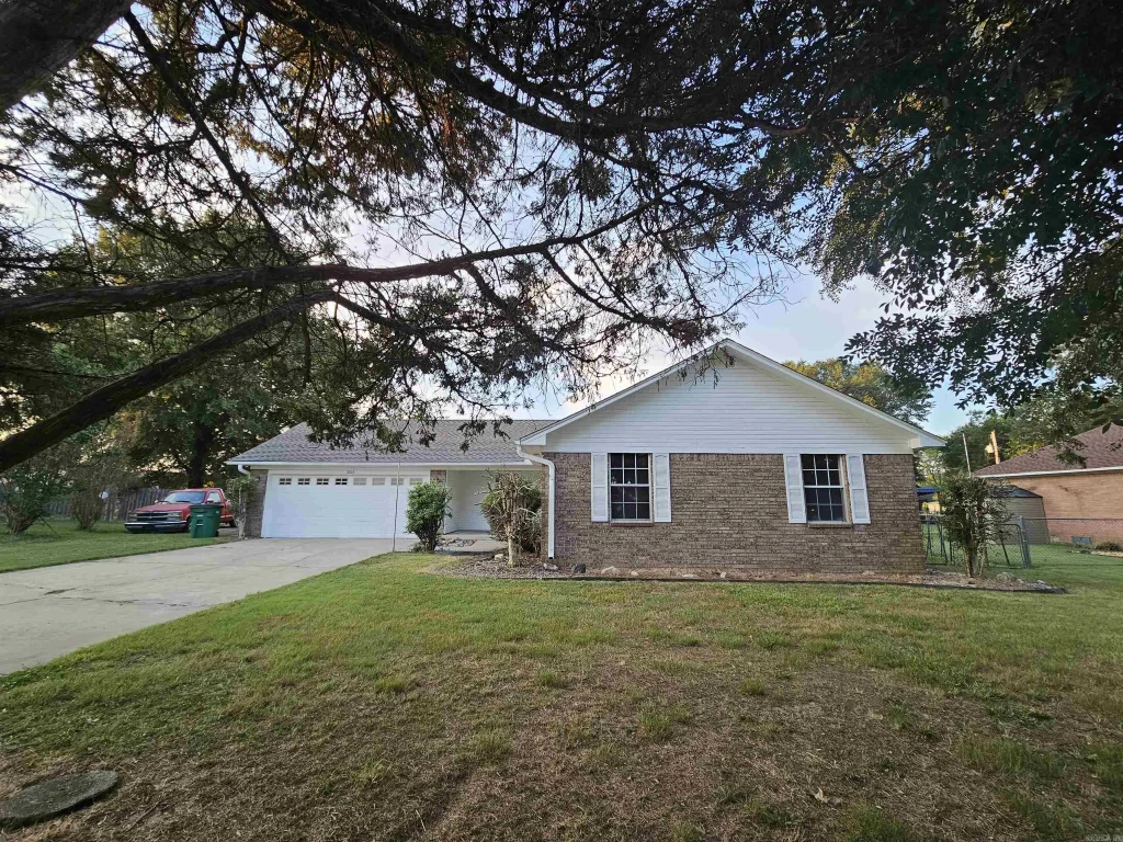 1808 Applewood Cove, Beebe