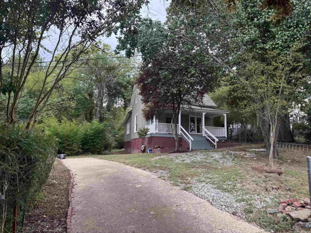 209 Elizabeth Terrace, Hot Springs