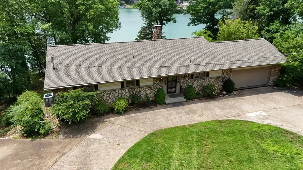 129 Iroquois Drive, Cherokee Village