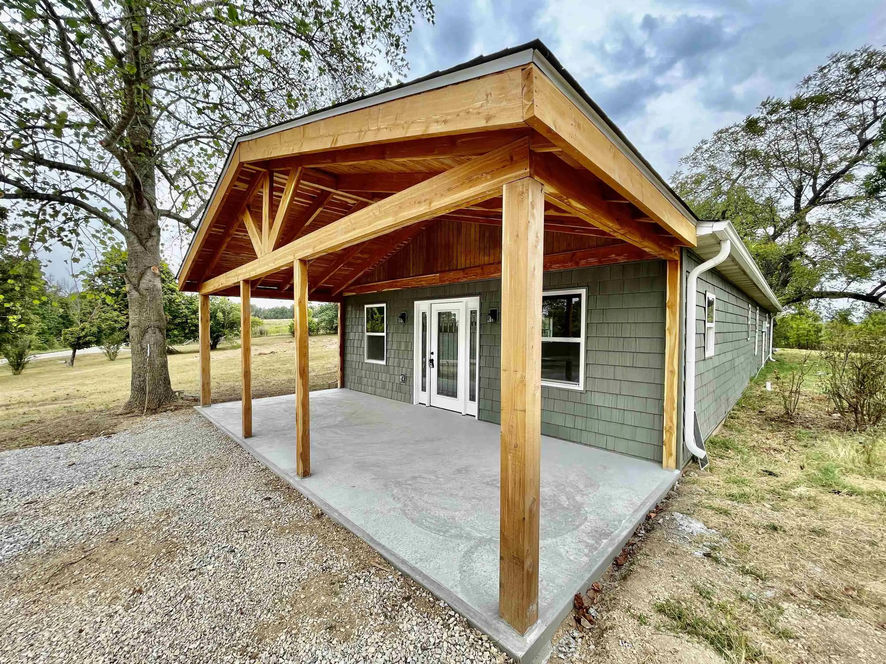 5829 Heart Road, Glencoe