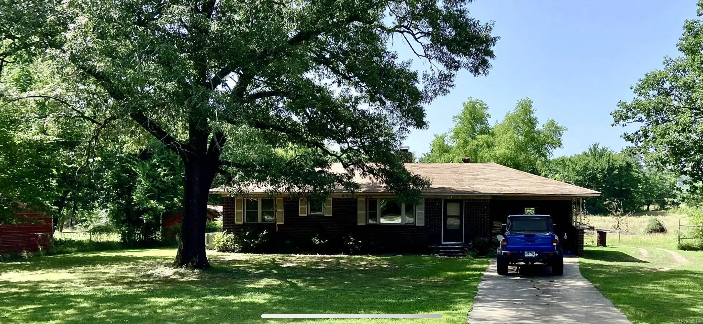 4615 W Highway 10, Greenwood