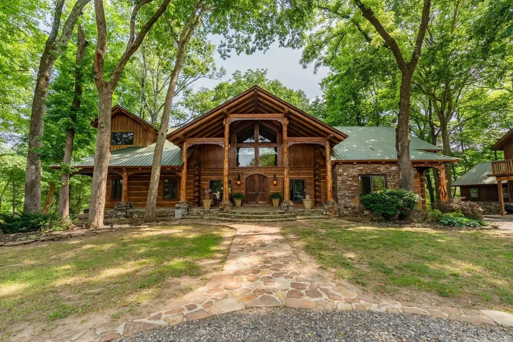 684 Hidden Valley Road, Heber Springs