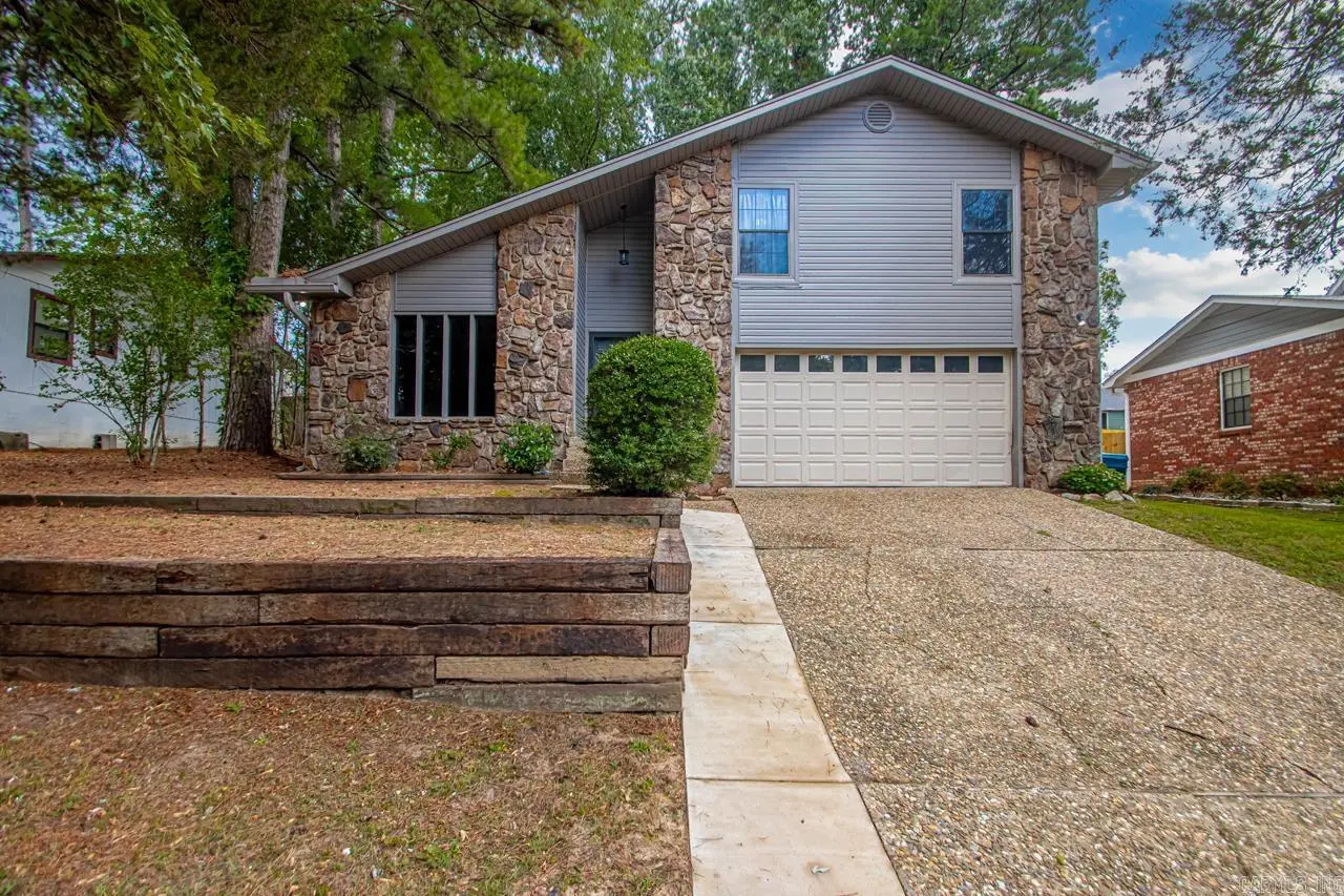 8615 Kennesaw Mountain Drive, Little Rock