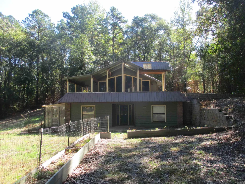 12316 Highway 35, Benton