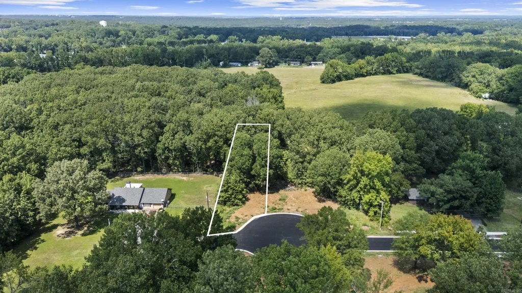 04 Bradford Drive, Cabot