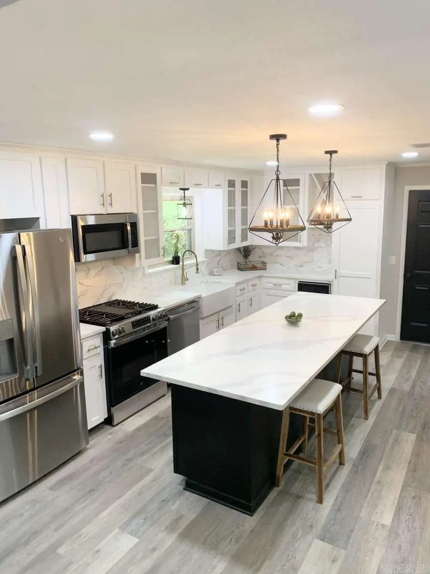 3625 East Street, Texarkana