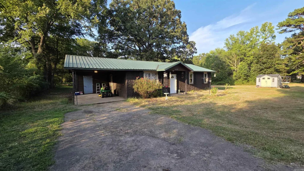 10282 Smith Ln Lane, Dardanelle