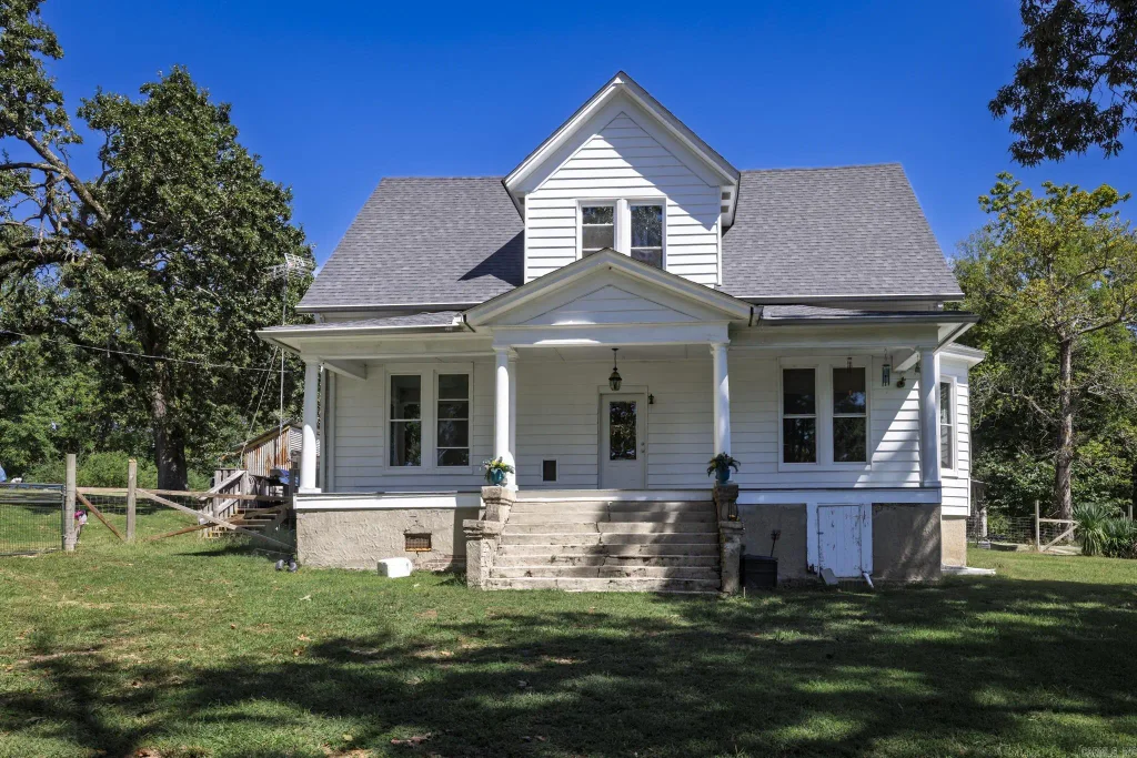 15954 Highway 9 Highway, Malvern