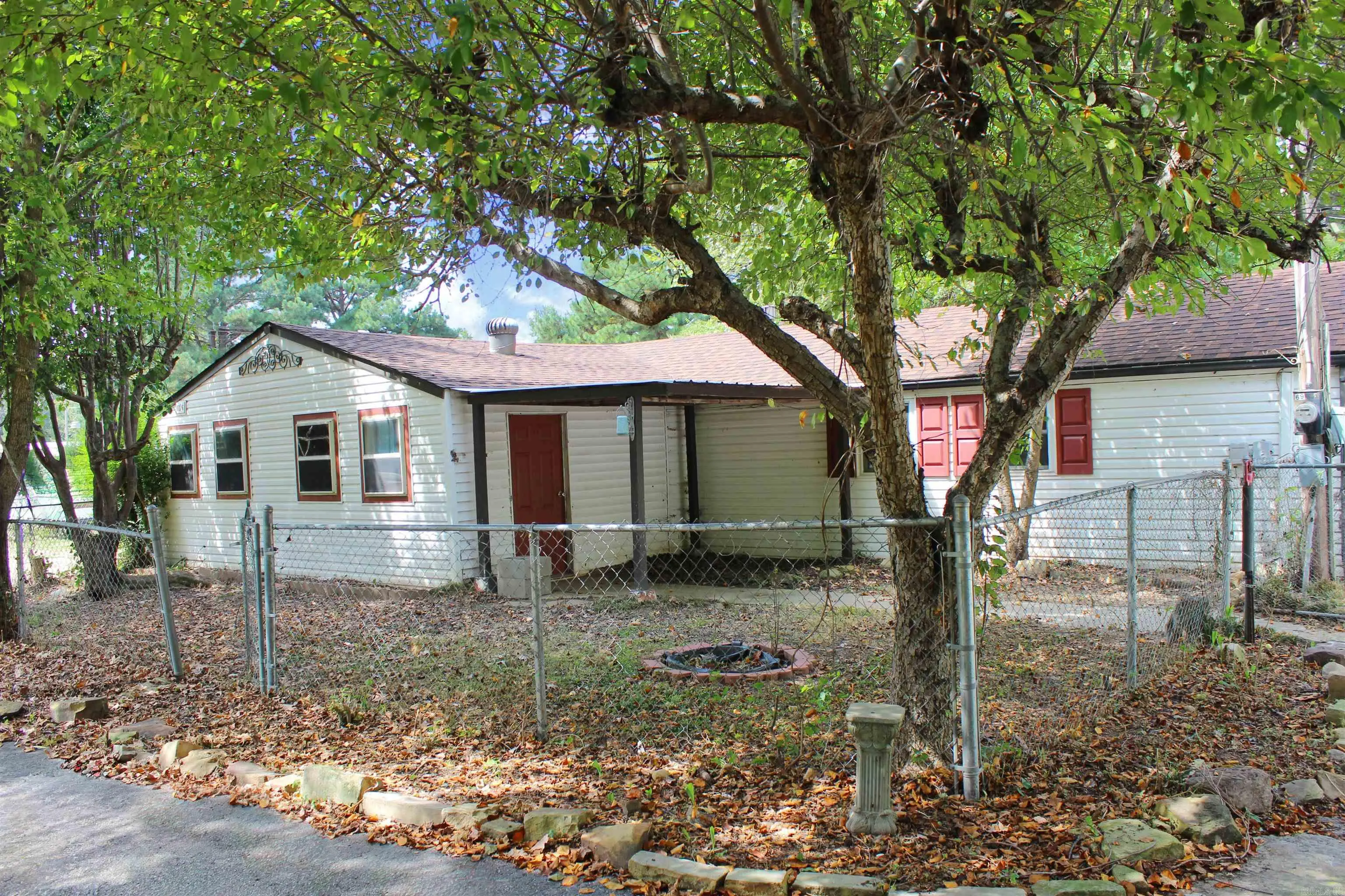 1816 Greene 724, Paragould