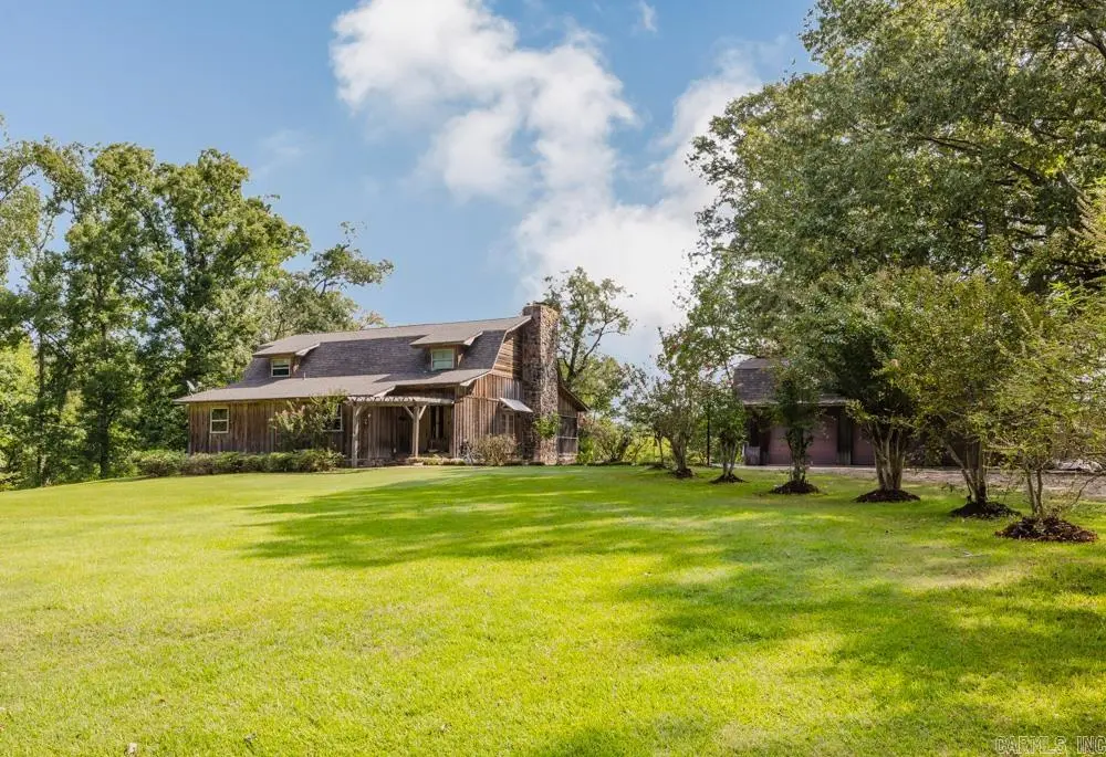 1500 Dwight Brown Road, Benton