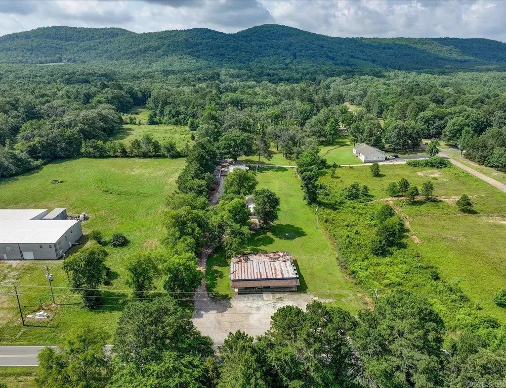 3669 Amity Rd, Pearcy