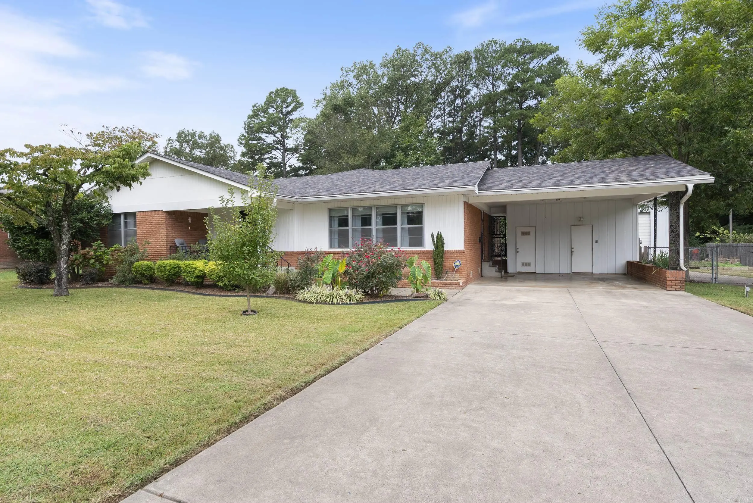 508 W Saline Circle, Benton